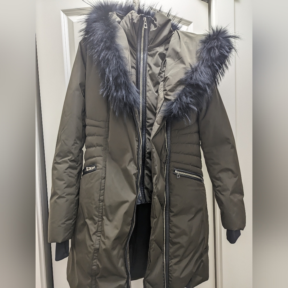 Rudsak muse down racoon fur trim long water resistant parka jacket, green, Small - Picture 4 of 11
